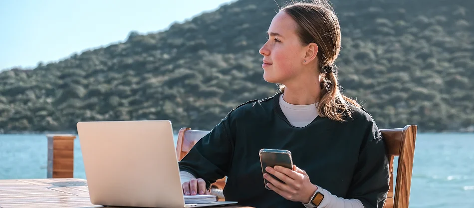 Ambiente di lavoro intelligente, la rivoluzione del lavoro ibrido in Italia