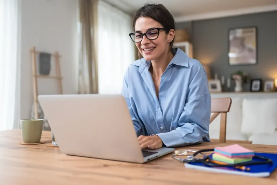 Collaborazione a distanza: 5 strumenti essenziali per un lavoro di squadra efficiente da remoto