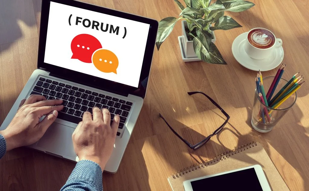 10 strumenti essenziali di comunicazione interna che ogni organizzazione deve possedere per raggiungere il successo