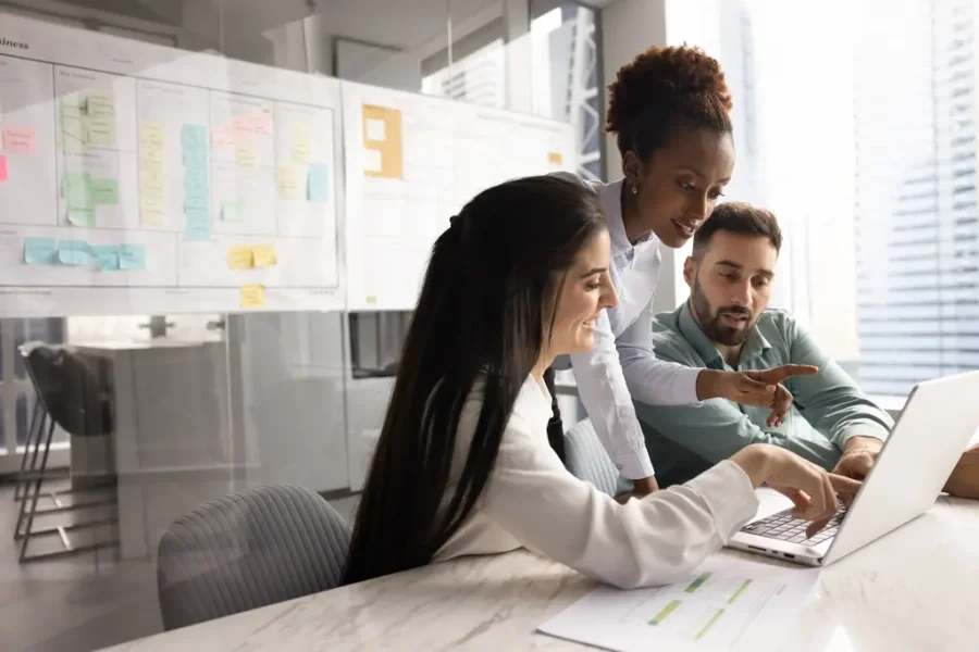 CRM-CMS: integrazione tra contenuti e vendite per le PMI italiane