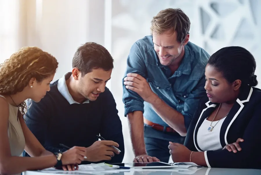 10 principi di leadership trasformativa nel management moderno