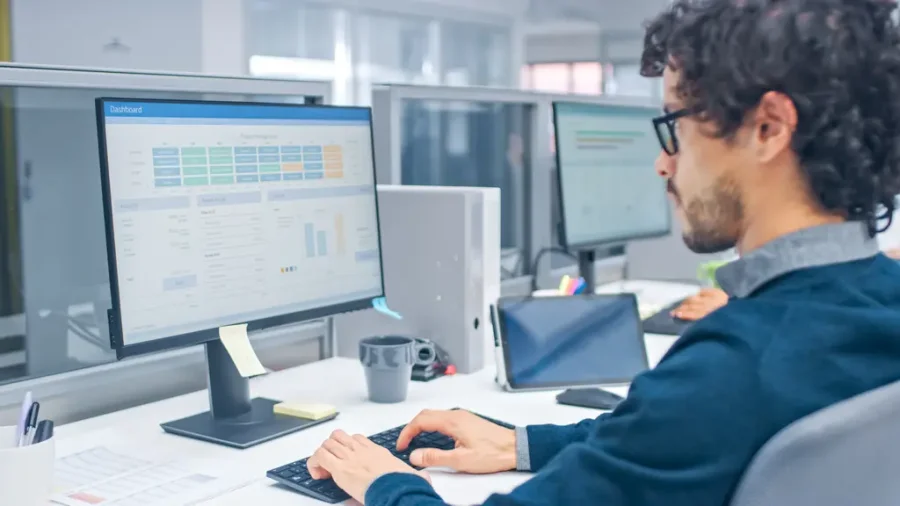 Lean CRM in Italia: il percorso in 6 fasi per un’adozione efficace