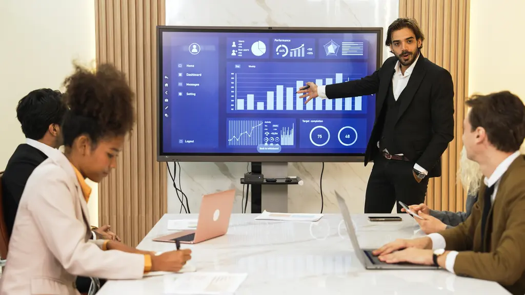 12 modi per aumentare la soddisfazione del cliente attraverso un servizio superiore 