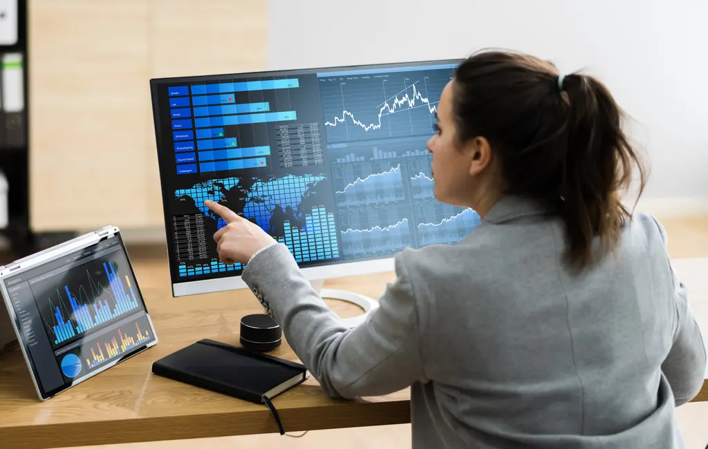 Strategia di sicurezza dei dati: 7 pratiche per proteggere informazioni, team e clienti