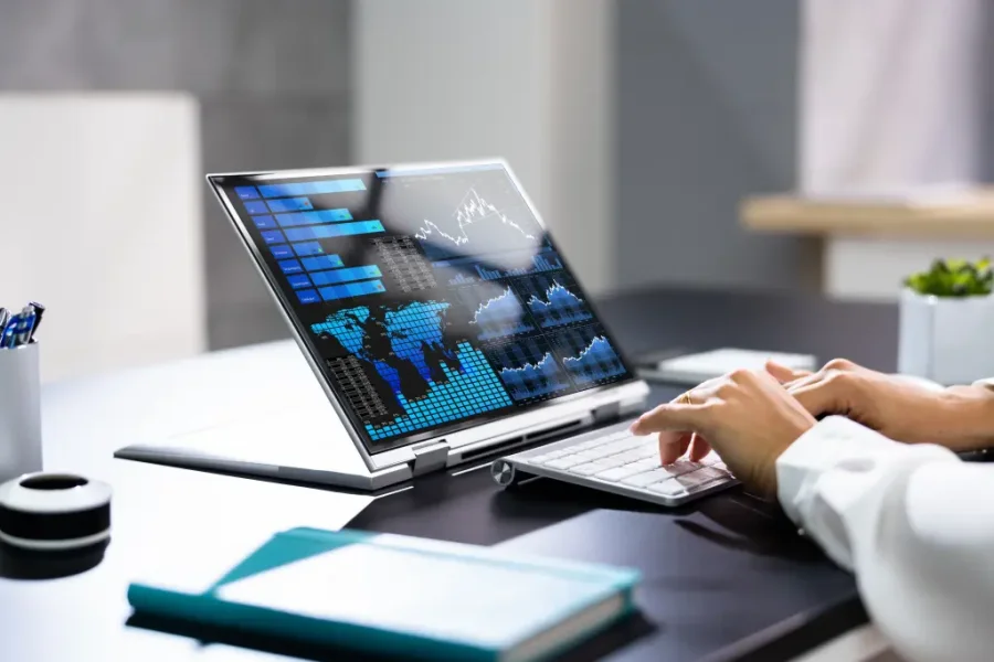 10 strumenti di IA per la pianificazione della forza lavoro